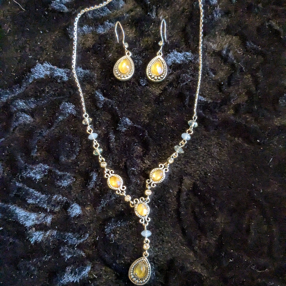 Elegant Yellow Stone Necklace and Earring Set
